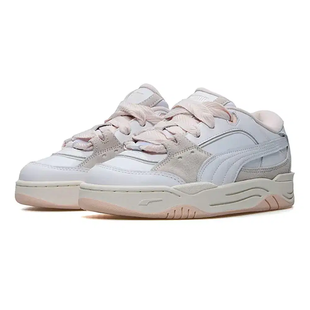 Wmns 180 Lace 'Warm White' 2