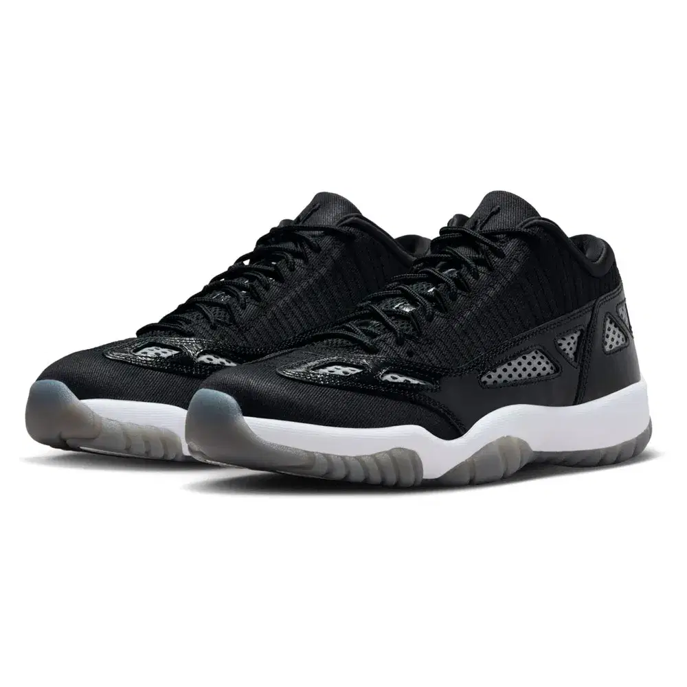 Air Jordan 11 Retro Low IE 'Black White' 5