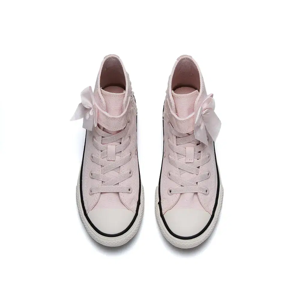 CHUCK TAYLOR A S 4
