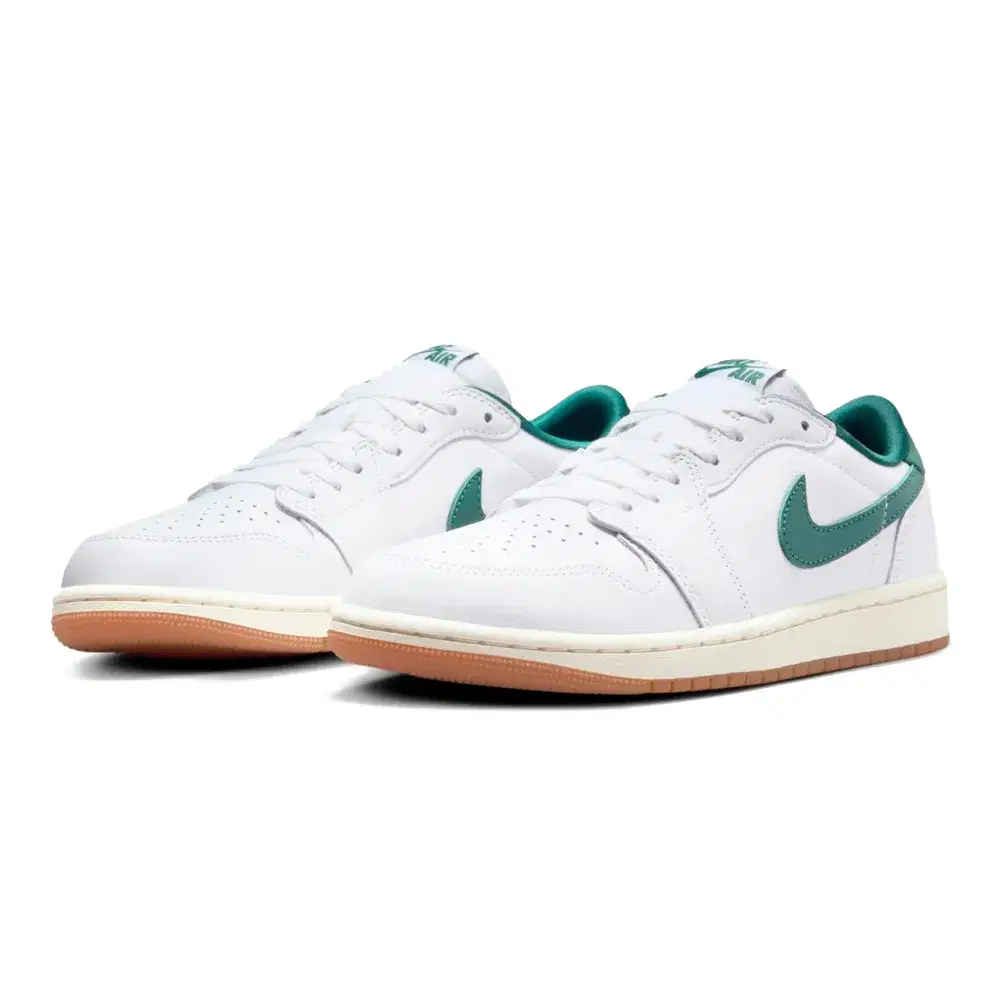 Wmns Air Jordan 1 Retro Low OG 'Oxidized Green' 5