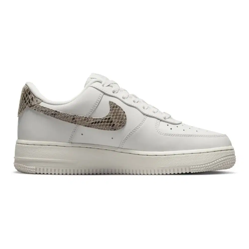 Air Force 1 07 3