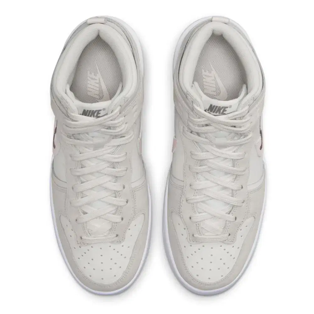 DUNK HIGH REBEL 4