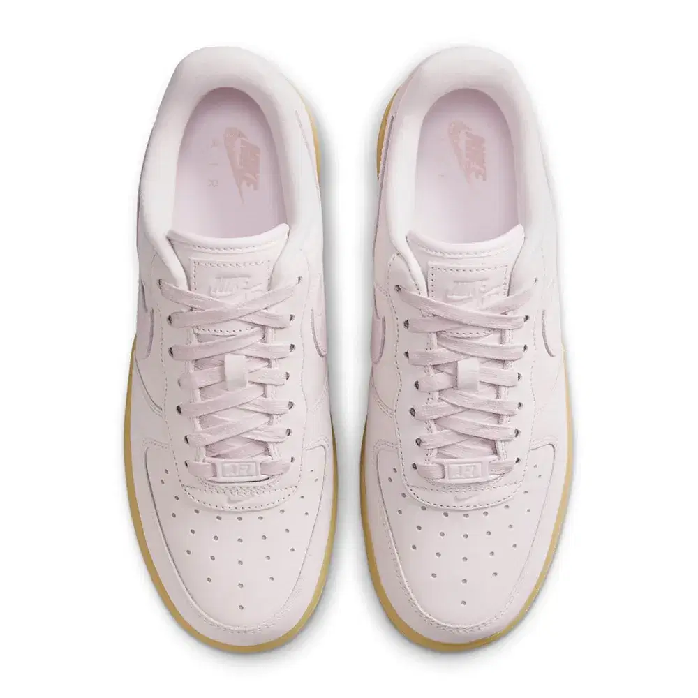 Wmns Air Force 1 Premium 'Pearl Pink Gum' 4