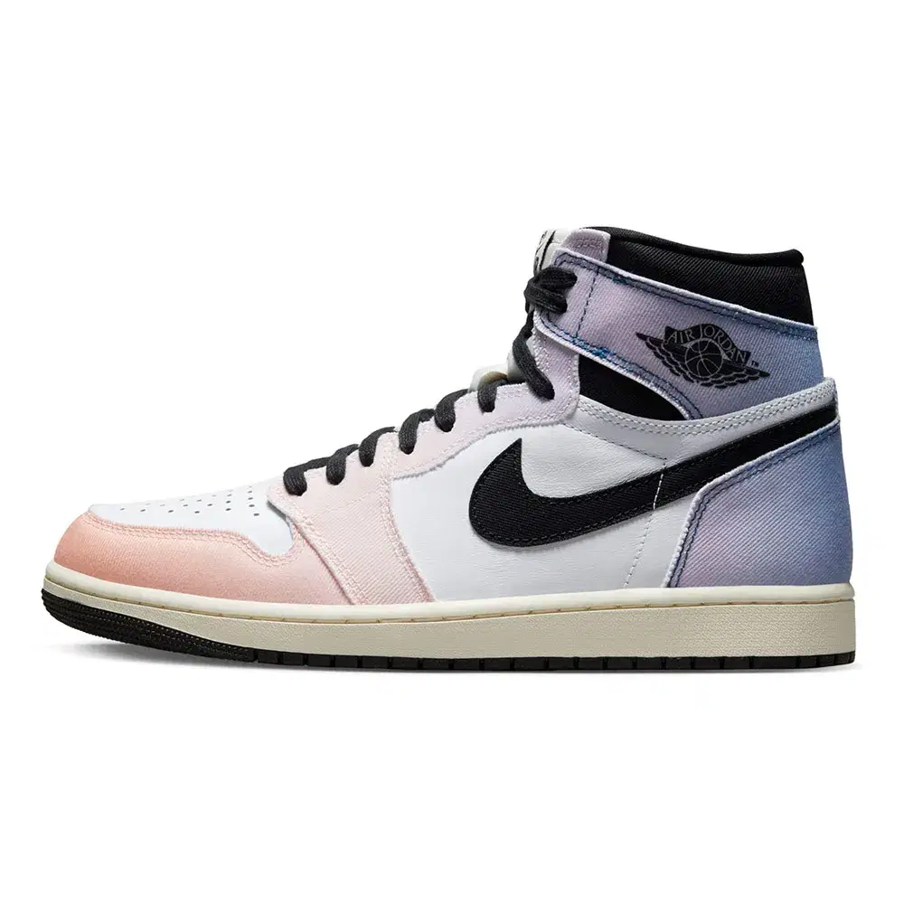 Air Jordan 1 Retro High OG 'Skyline' 1