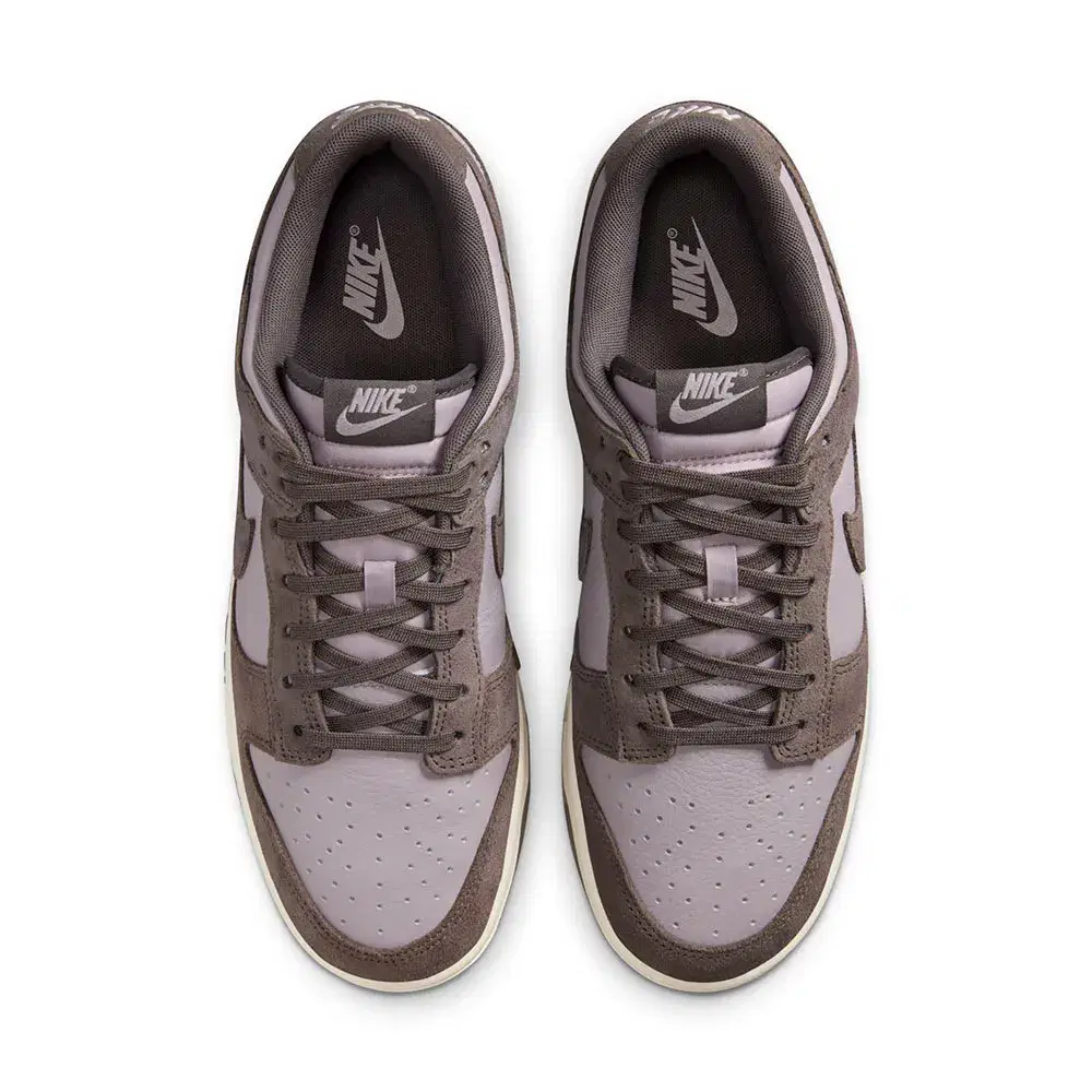Dunk Low SE 'Platinum Violet Cave Stone' 4