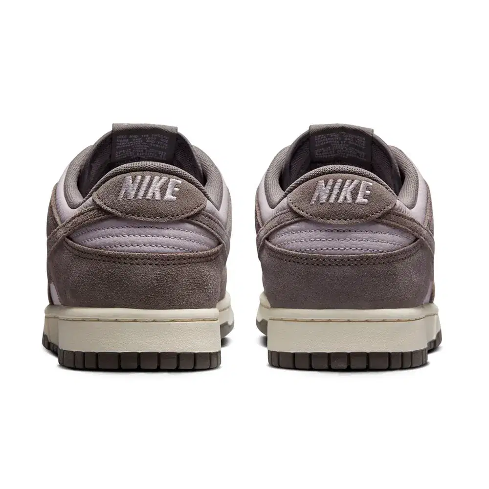 Dunk Low SE 'Platinum Violet Cave Stone' 5