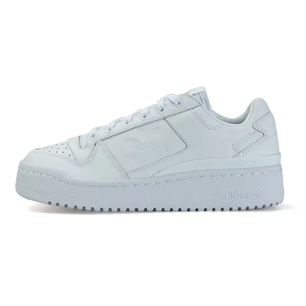 Wmns Forum Bold 'Triple White' 1