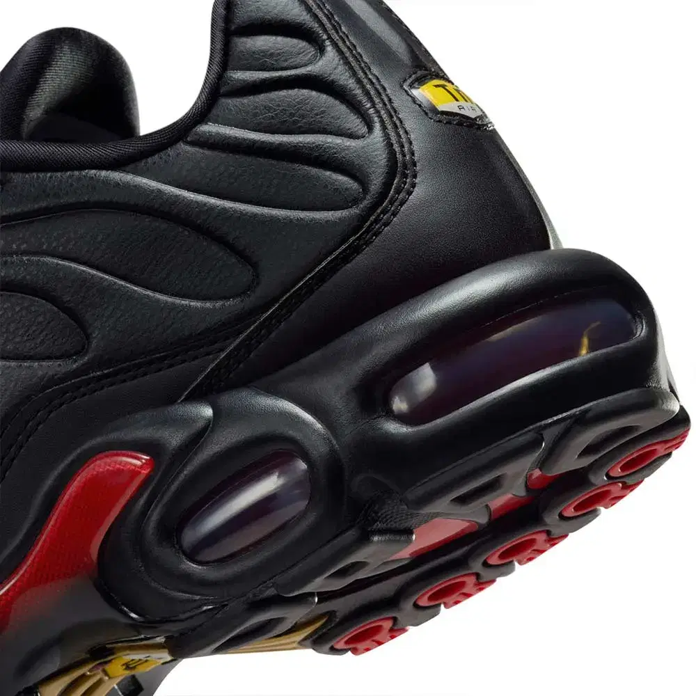 AIR MAX PLUS 8