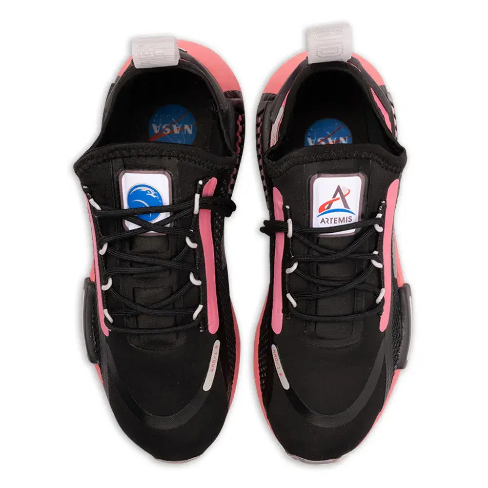 NASA x Wmns NMD_R1 Spectoo 'Black Hazy Rose' 4