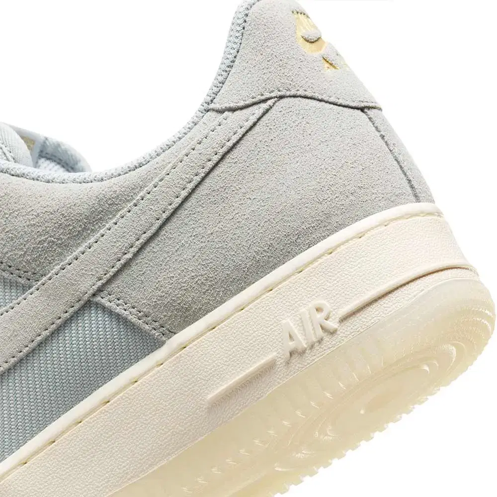 Air Force 1 '07 LV8 'Light Smoke Grey Gold' 8