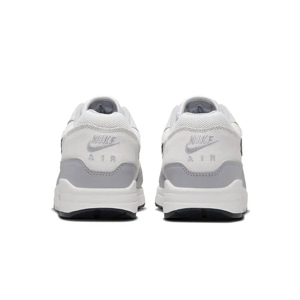 AIR MAX 1 6
