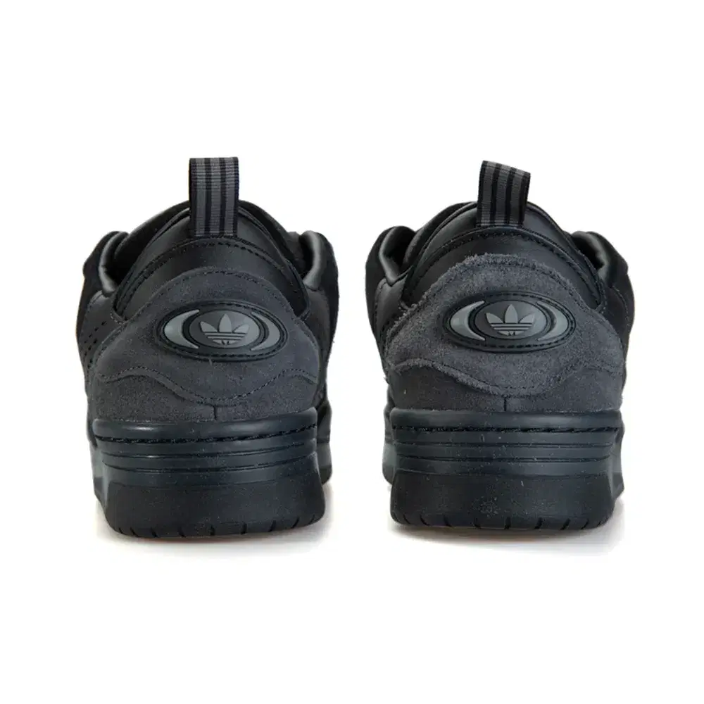 ADI2000 'Triple Black' 6