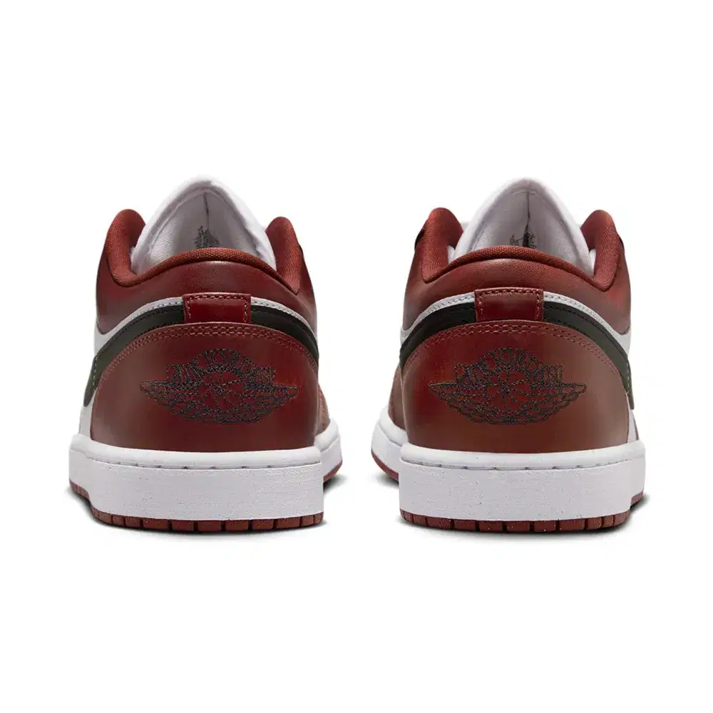 JORDAN 1 LOW SE 5