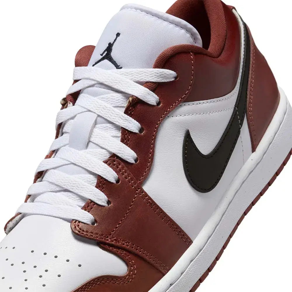 JORDAN 1 LOW SE 7