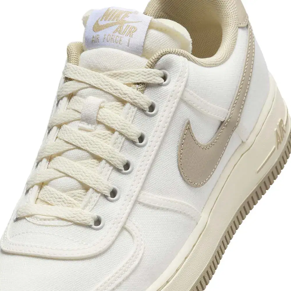 Wmns Air Force 1 '07 Low 'Sail Coconut Milk' 7