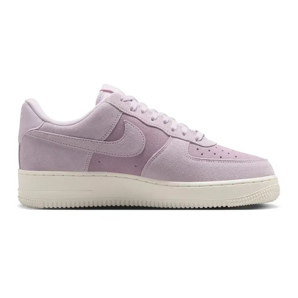 Wmns Air Force 1 '07 Low 'Doll' 3