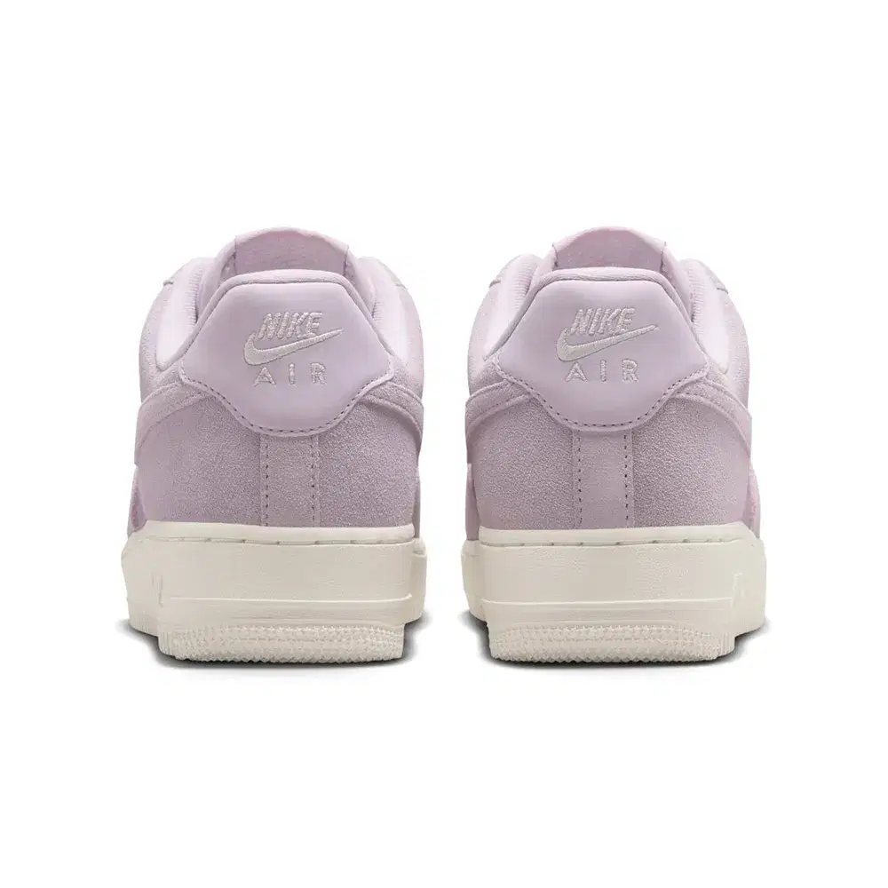 Wmns Air Force 1 '07 Low 'Doll' 5