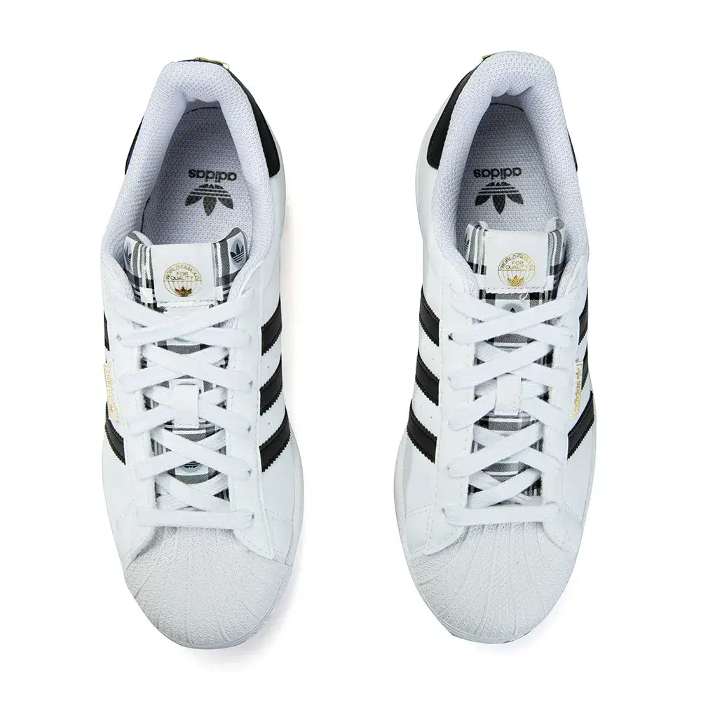Superstar Big Kid 'Graphic Pop - White Black' 4