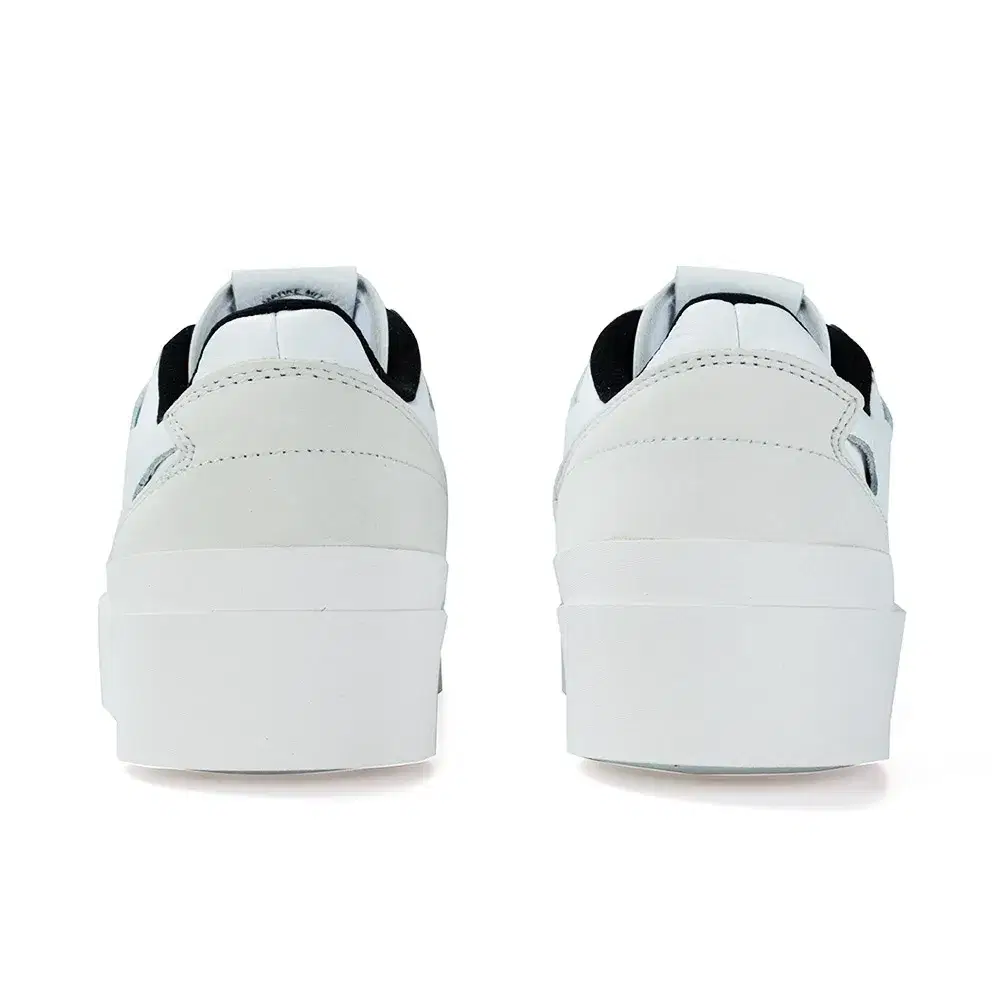 Wmns Forum Bonega 'White Black Gold' 6