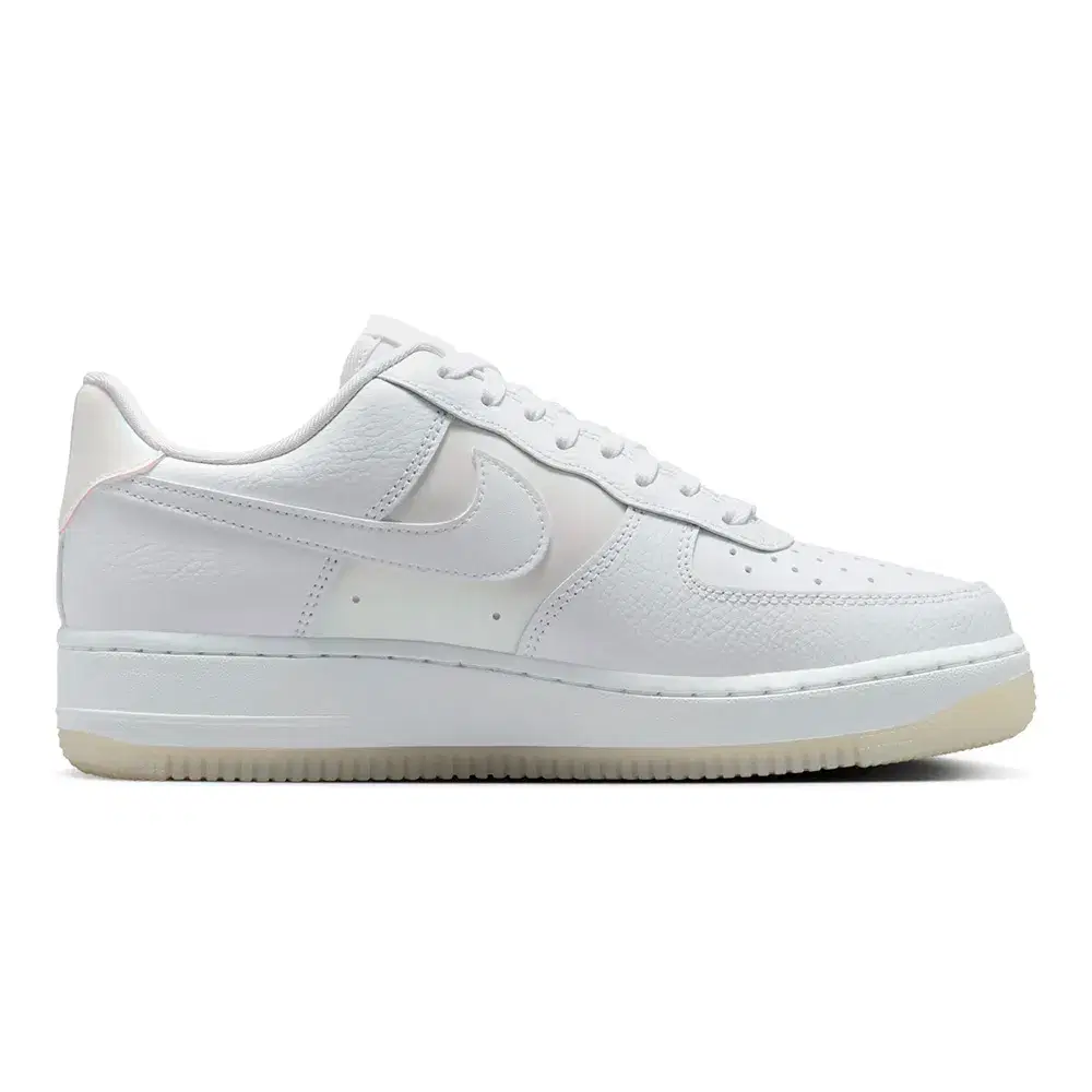 Nike Wmns Air Force 1 ’07 'White Pearlized' 3