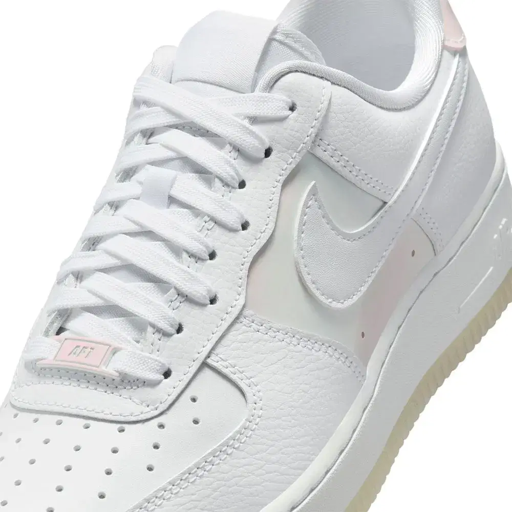 Nike Wmns Air Force 1 ’07 'White Pearlized' 7
