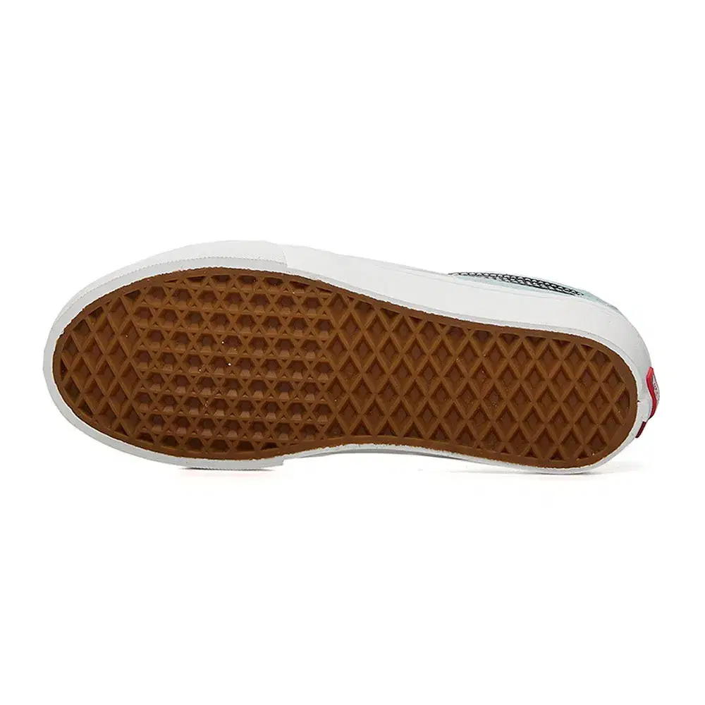 UA SK8-LOW 6