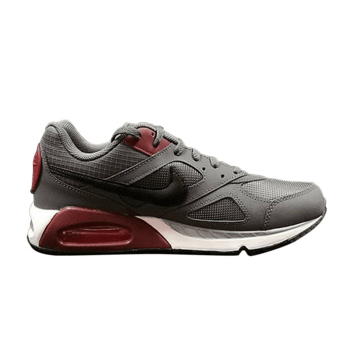 Air Max Ivo