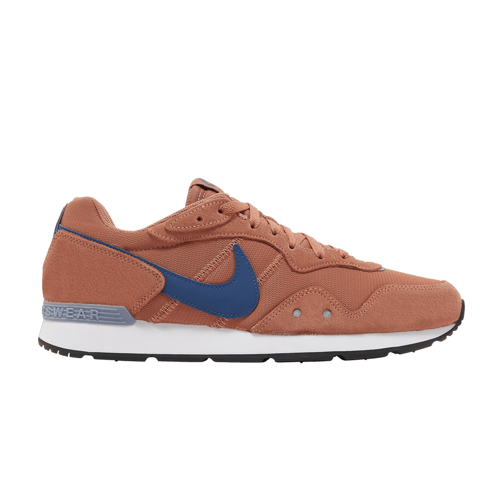 Venture Runner 'Mineral Clay Mystic Navy'