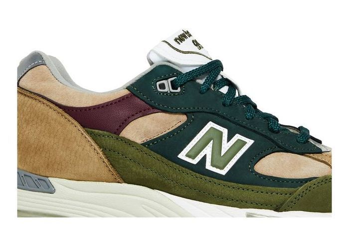991 Made in England 'Beige Green'