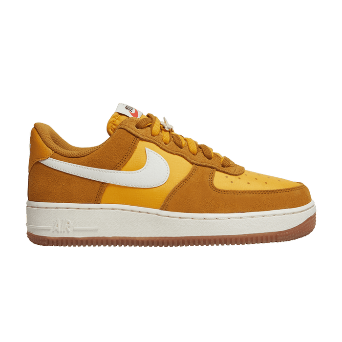 Wmns Air Force 1 '07 SE 'First Use - University Gold Gum'
