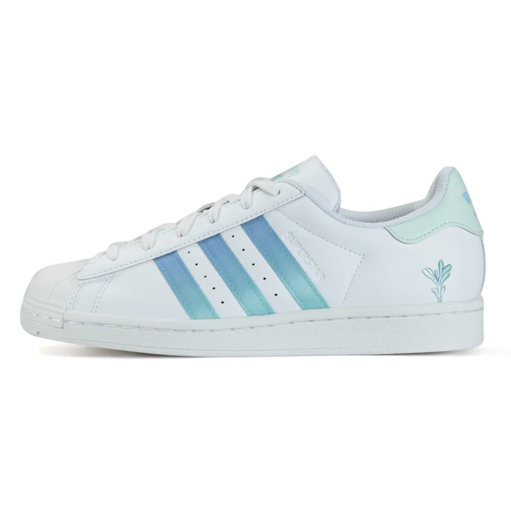 SUPERSTAR
