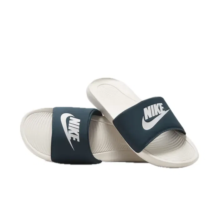 Chinelos Nike Victori One Slide
